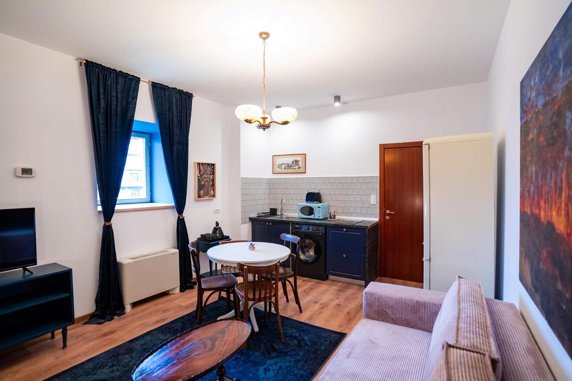 Rezident Apartment *