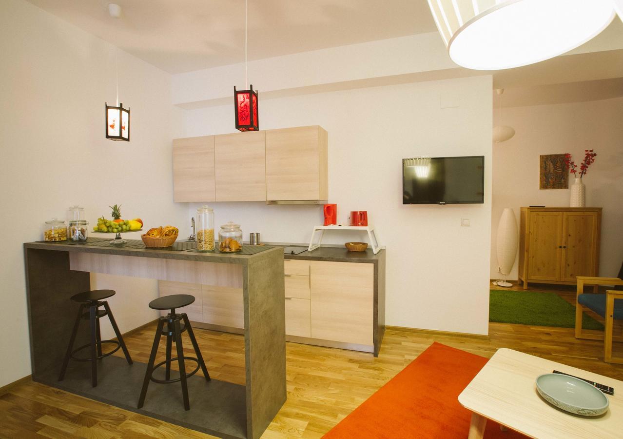 Rezident Apartment *